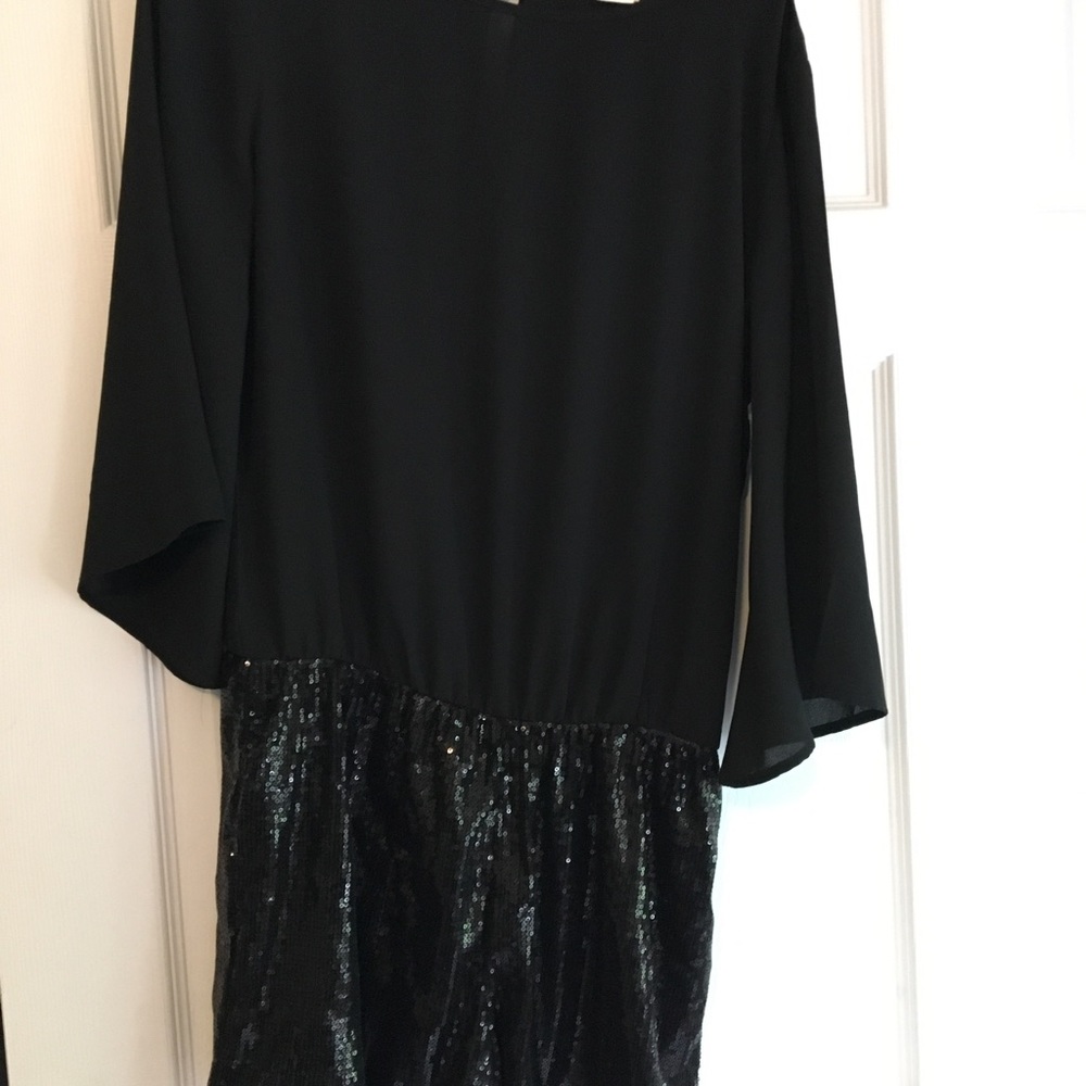 Black Sequin Romper Size Small One❤️Clothing